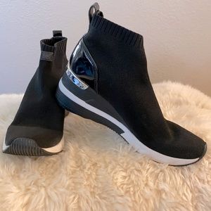 Michael Kors black sz 9 sneakers used